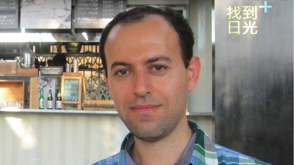 El refugiado que ganó el Premio Nobel de las Matemáticas (y le robaron la medalla)