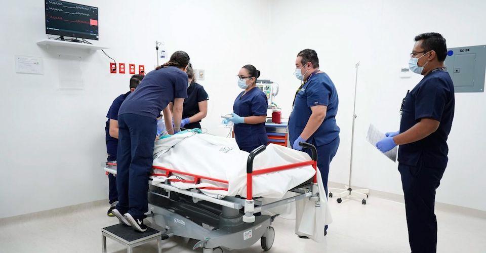 Médica residente denuncia amenazas y trato misógino; solo la cambian seis meses a otro hospital