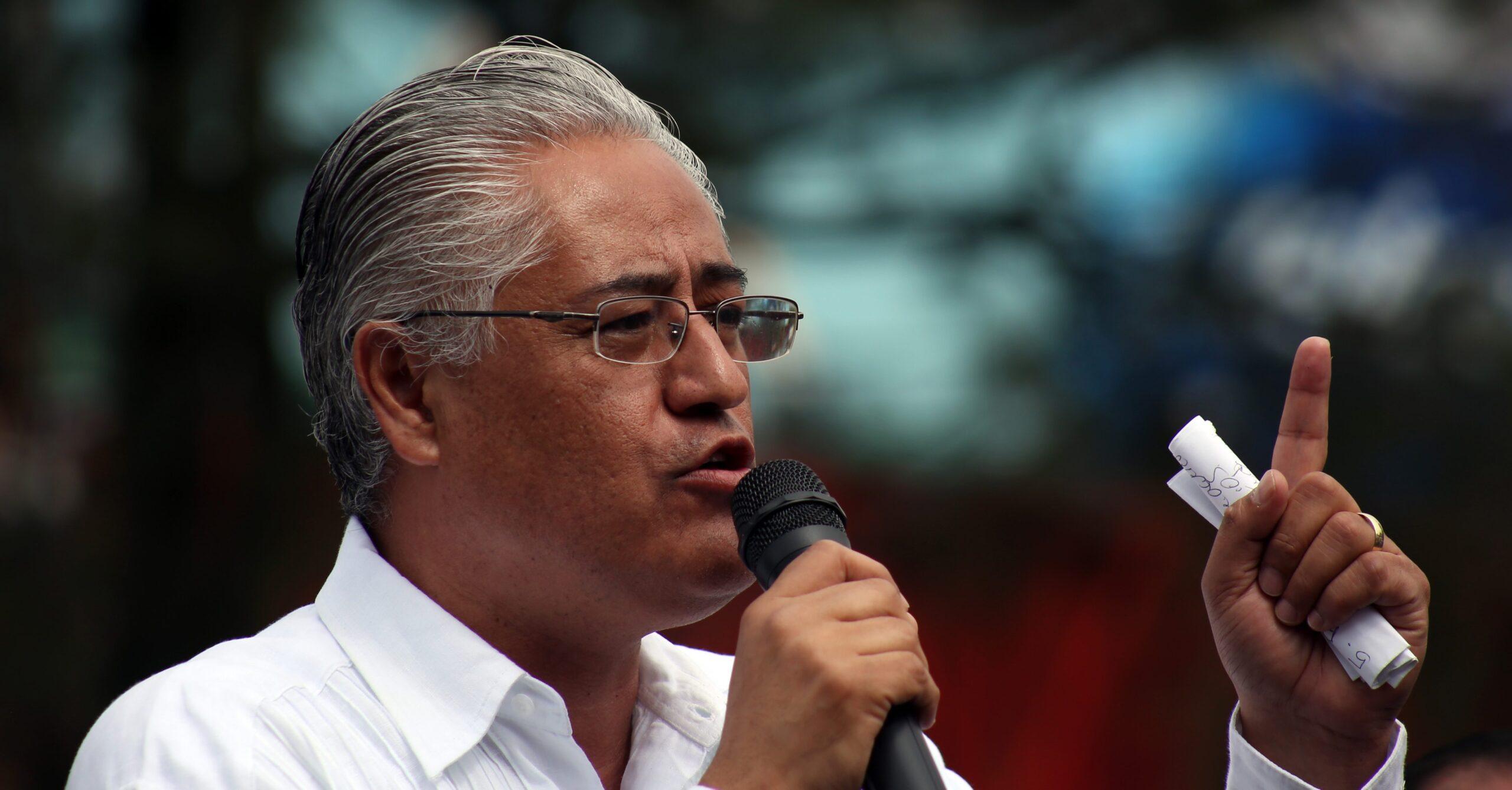 Rescatan al exrector de la Universidad de Morelos, Alejandro Vera, y a su esposa, tras ser secuestrados