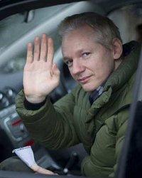 Assange comparece de nuevo ante los tribunales