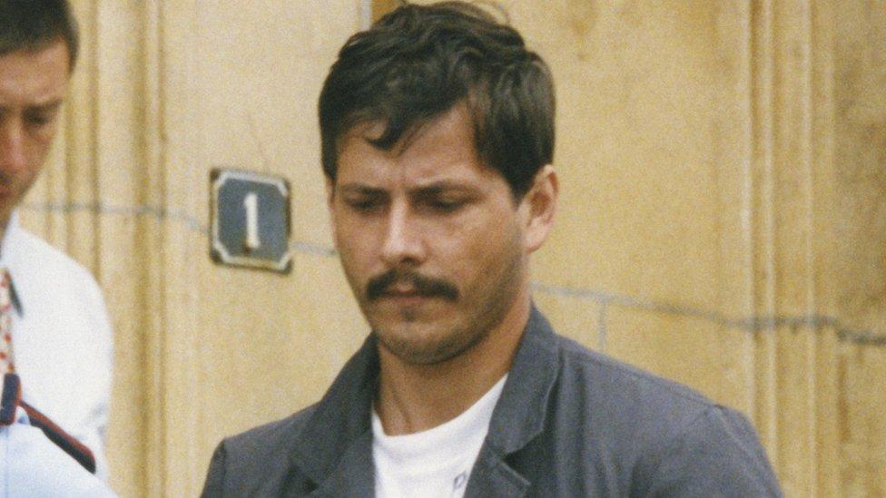 La carta del infame pedófilo y asesino belga Marc Dutroux que enfureció a los familiares de sus víctimas