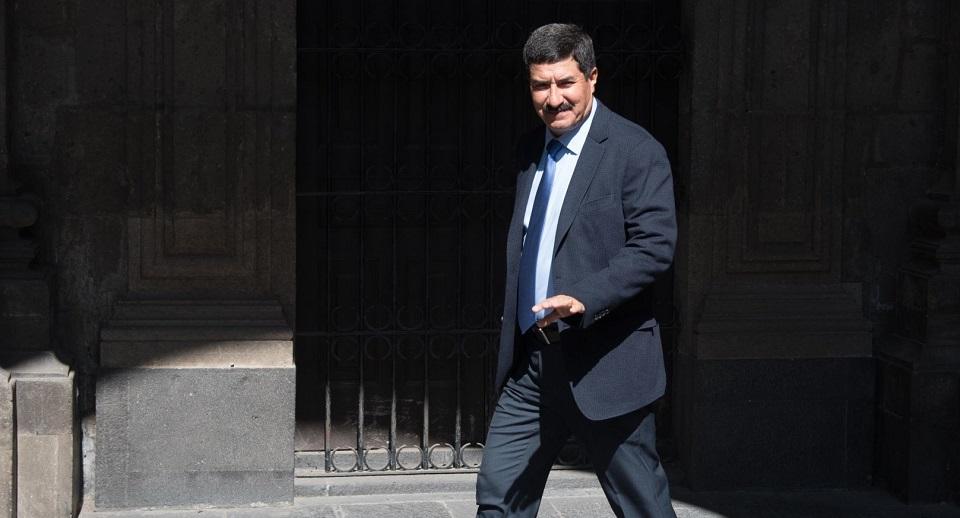 Disparan contra escoltas del gobernador Corral en Chihuahua
