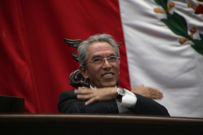 Gobernador de Michoacán nombra a su Gabinete