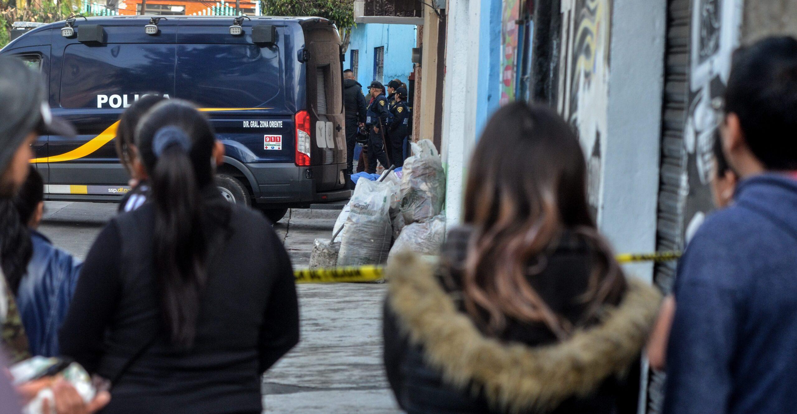 Balean a un niño de tres años y dos adultos en asalto a transporte en Tláhuac, CDMX