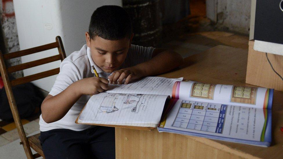 Venezuela: “Tuve niños que por falta de alimentos pasaron hasta un mes sin venir a clases”, cómo está afectando la crisis a las escuelas