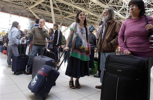 Yoani Sánchez llega a Brasil entre protestas