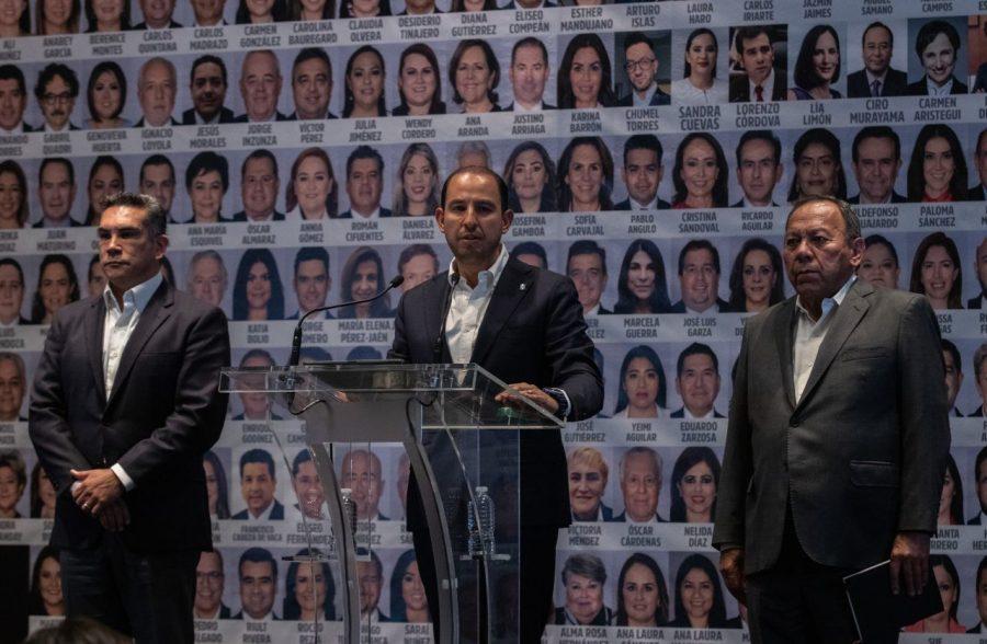 Segunda vuelta, elecciones primarias y regular las mañaneras: la reforma electoral que proponen PAN, PRI y PRD