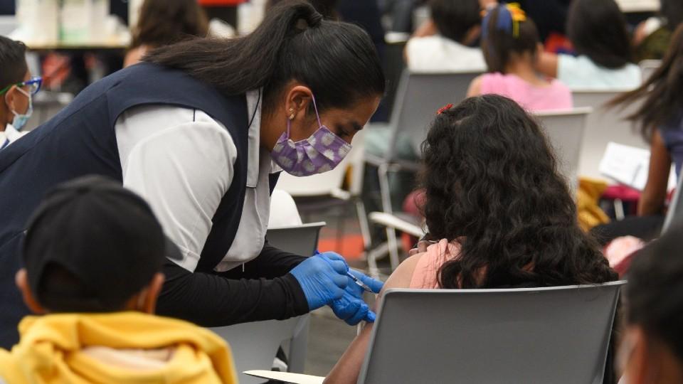 CDMX anuncia fechas para aplicar segunda dosis de vacuna COVID para niños de 10 y 9 años