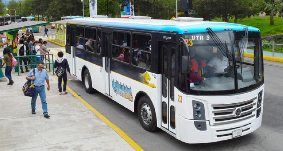 Detienen a un hombre acusado de acoso por grabar a una joven en transporte de la UNAM