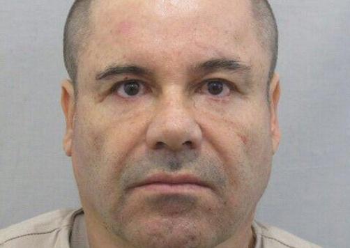 ‘El Chapo’, vestido y con zapatos en la regadera: muestran videos de su fuga