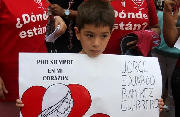 Gobierno no atiende debidamente los reclamos de familiares de desaparecidos: AI