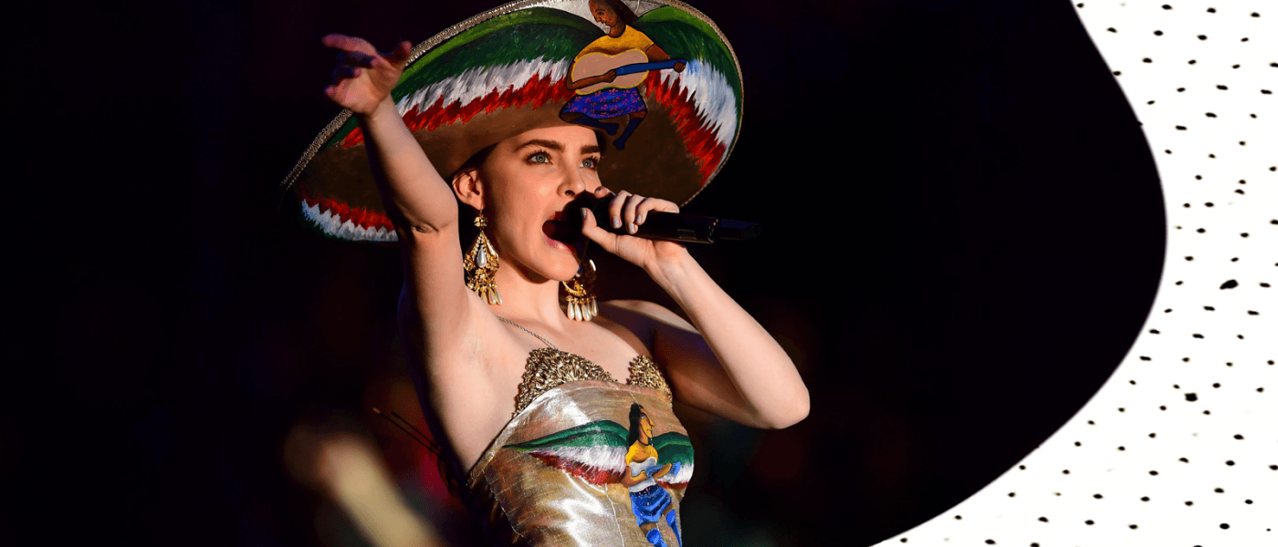 Verificado.mx: Falsas, las facturas que supuestamente cobró Belinda por apoyar a AMLO