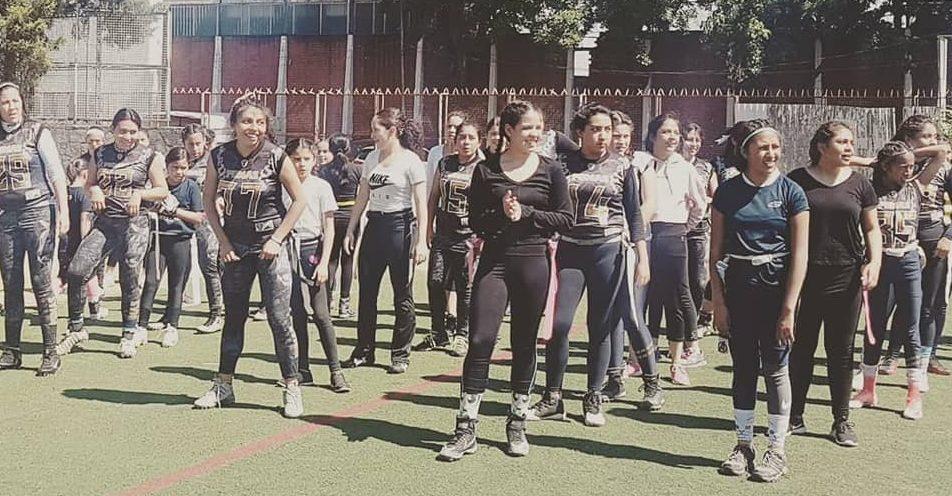 Pagan o se van: UNAM quiere sacar de sus campos a equipo femenil de flag-futbol