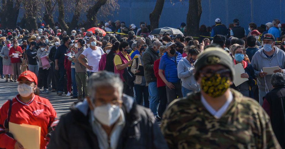 Salud registra reducción del 5% en casos de COVID en una semana