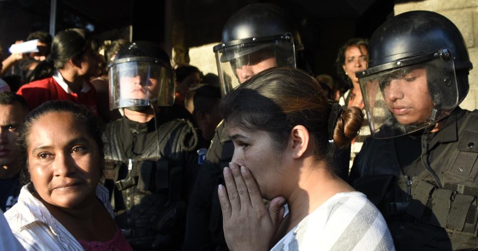 Aumenta a 29 la cifra de víctimas por el incendio en un refugio para menores en Guatemala
