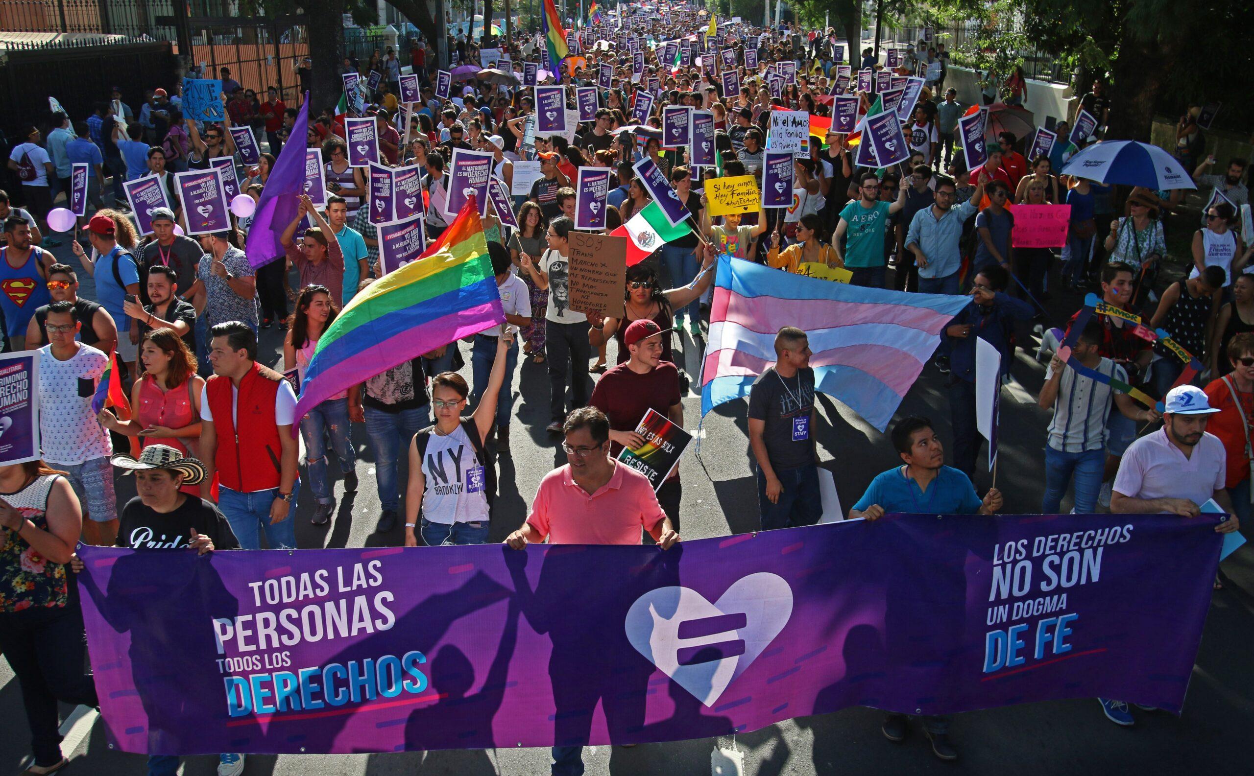 Nuncio apostólico pide diálogo y no marchas para decidir sobre el matrimonio igualitario