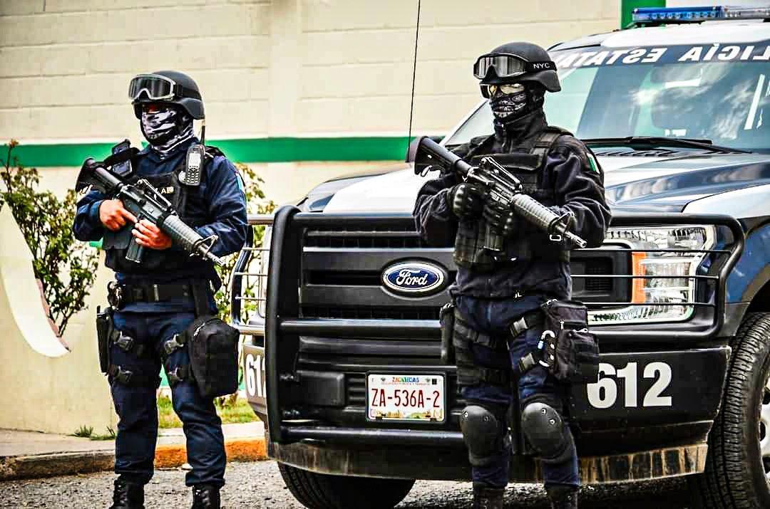 Reportan bloqueos e incendio de vehículos en carretera de Fresnillo, Zacatecas