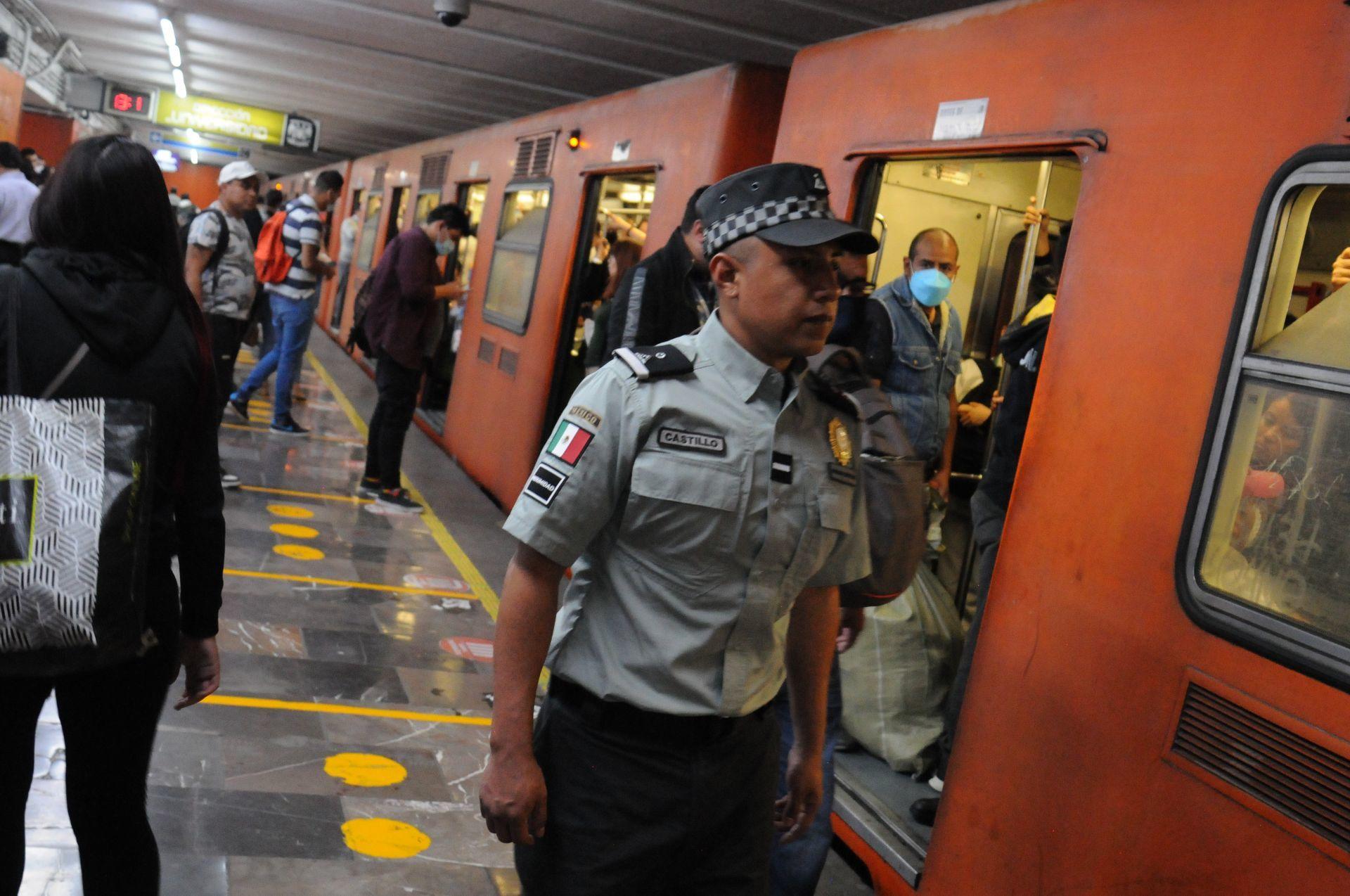 Guardia Nacional se queda en el Metro, pero solo vigilará por las noches, anuncia Sheinbaum