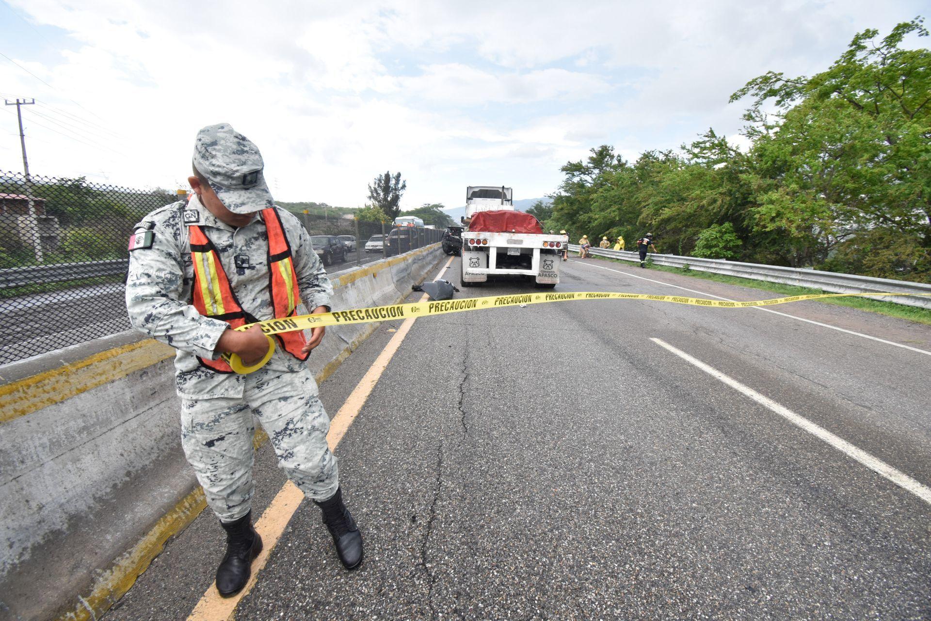 Accidente en la Autopista del Sol deja 9 muertos y 3 heridos