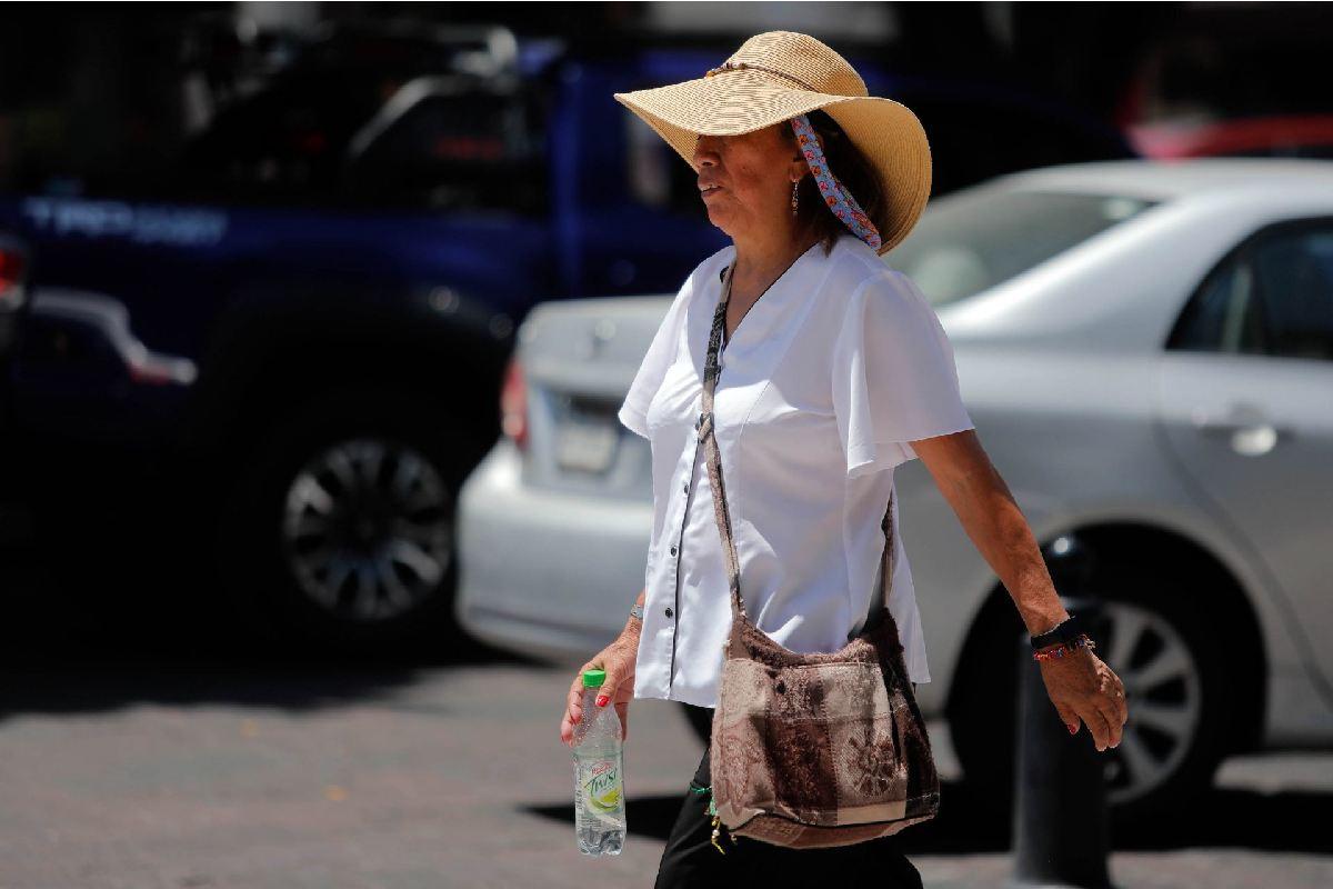 Termina la tercera ola de calor en México, pero en el norte se prevé temperatura de más de 40 grados