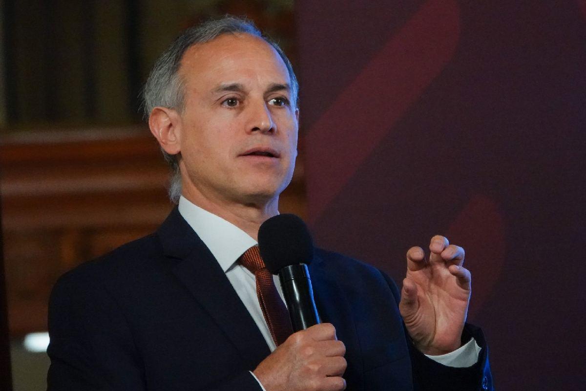 López-Gatell deja plantados a diputados para explicar cancelación de normas oficiales y desabasto