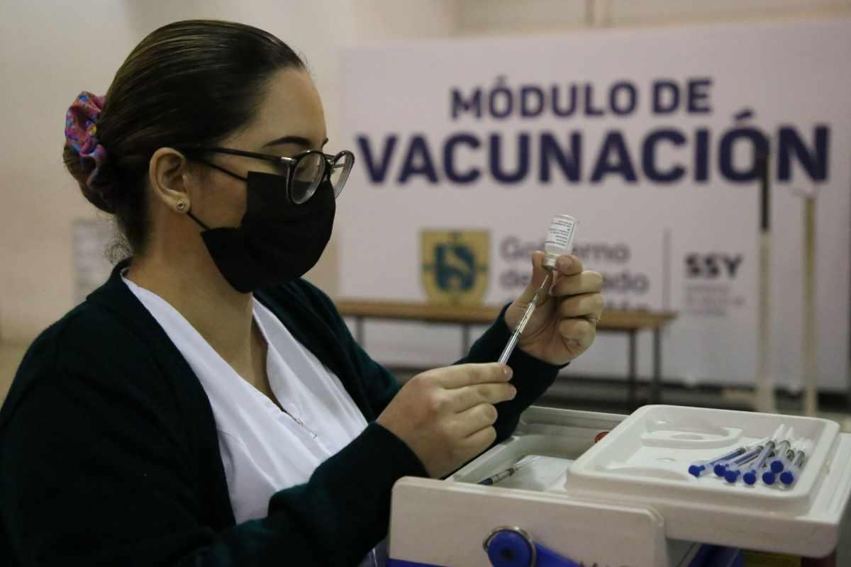 Cofepris abre convocatoria para que farmacéuticas comercialicen vacunas contra COVID-19