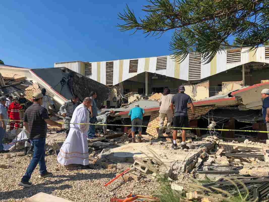 Techo de iglesia en Tamaulipas se derrumba en plena misa; sube a 11 las personas muertas