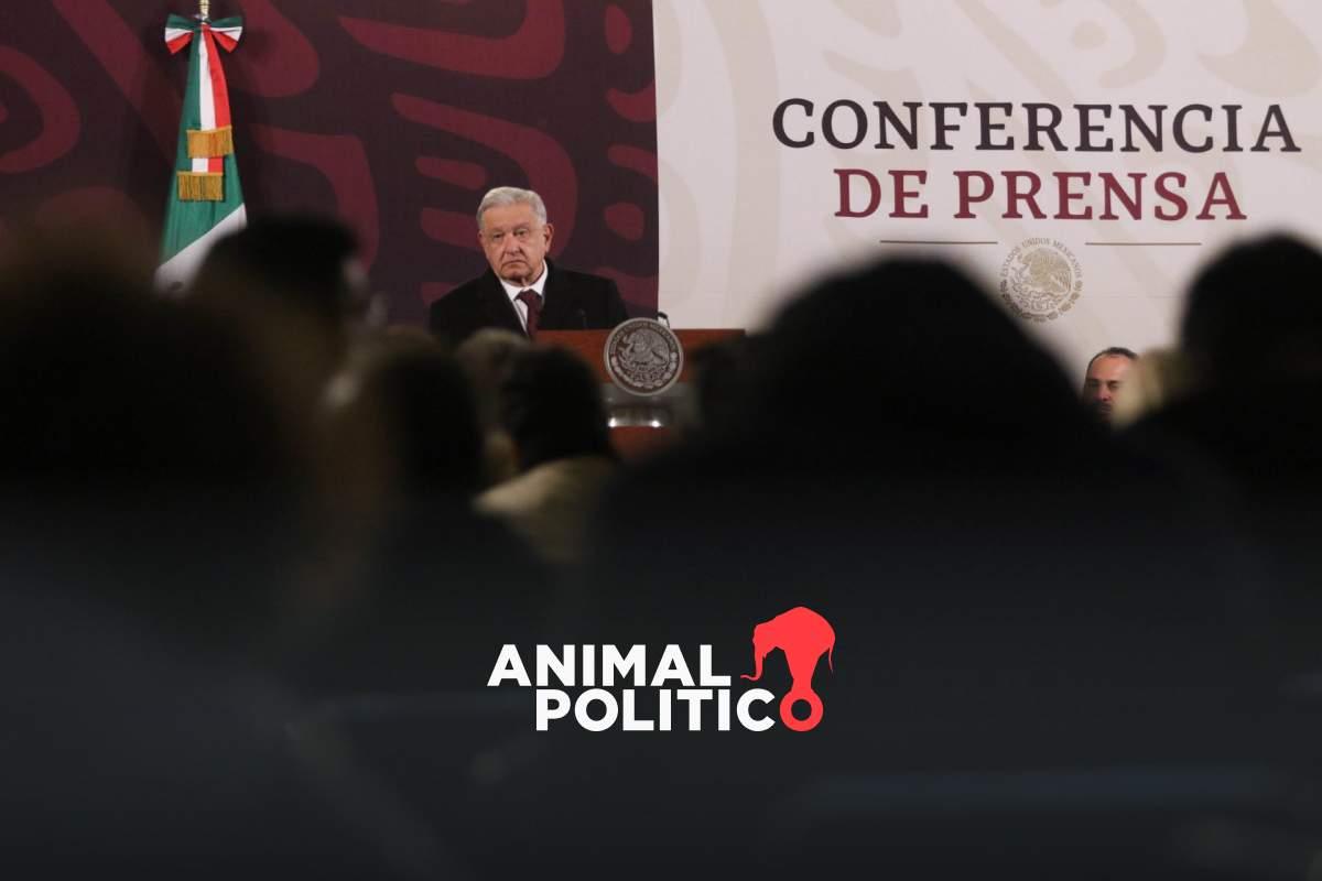 AMLO dice que fue “hackeo” la filtración de datos de periodistas que cubren la mañanera y culpa a la oposición