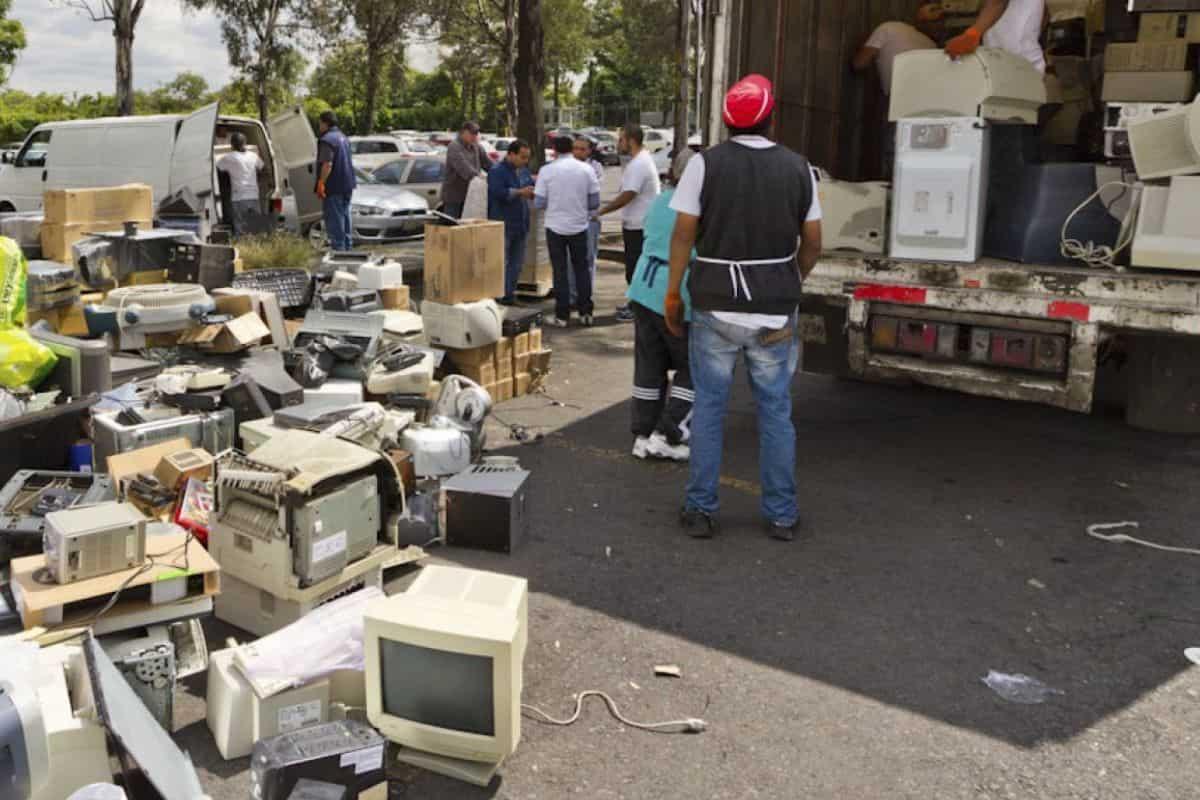 Primer Reciclatrón 2024 en la UNAM; toma tus aparatos electrónicos y dales una segunda vida
