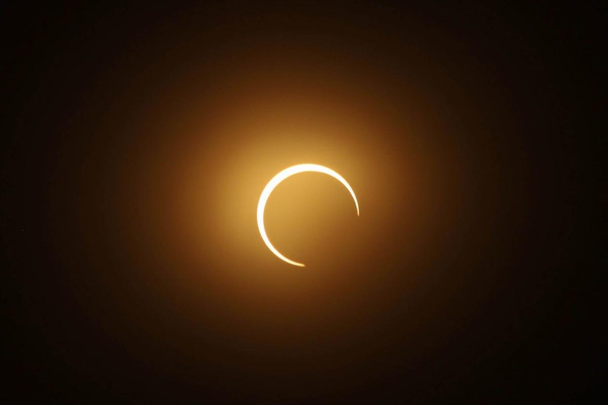 Prepara tus lentes para el eclipse solar: las recomendaciones para verlo de forma segura