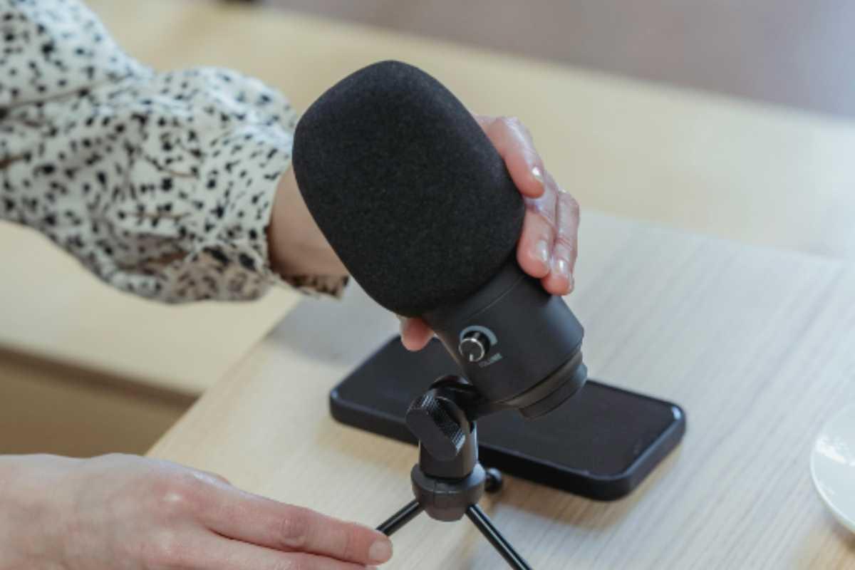 ¿Quieres empezar a ganar dinero con tu podcast? Mira estos consejos para hacerlo