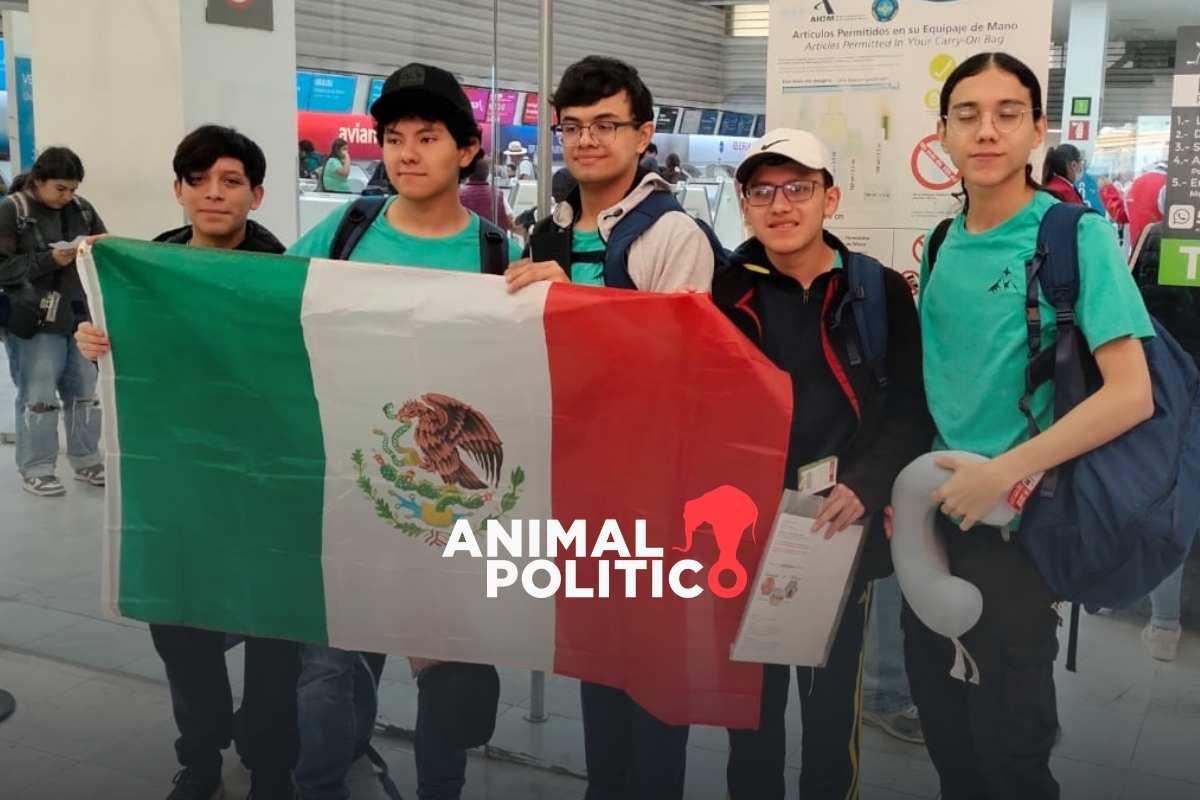 ¡Lo lograron! Estudiantes que pedían apoyo para representar a México en Olimpiada Internacional de Física parten rumbo a Irán