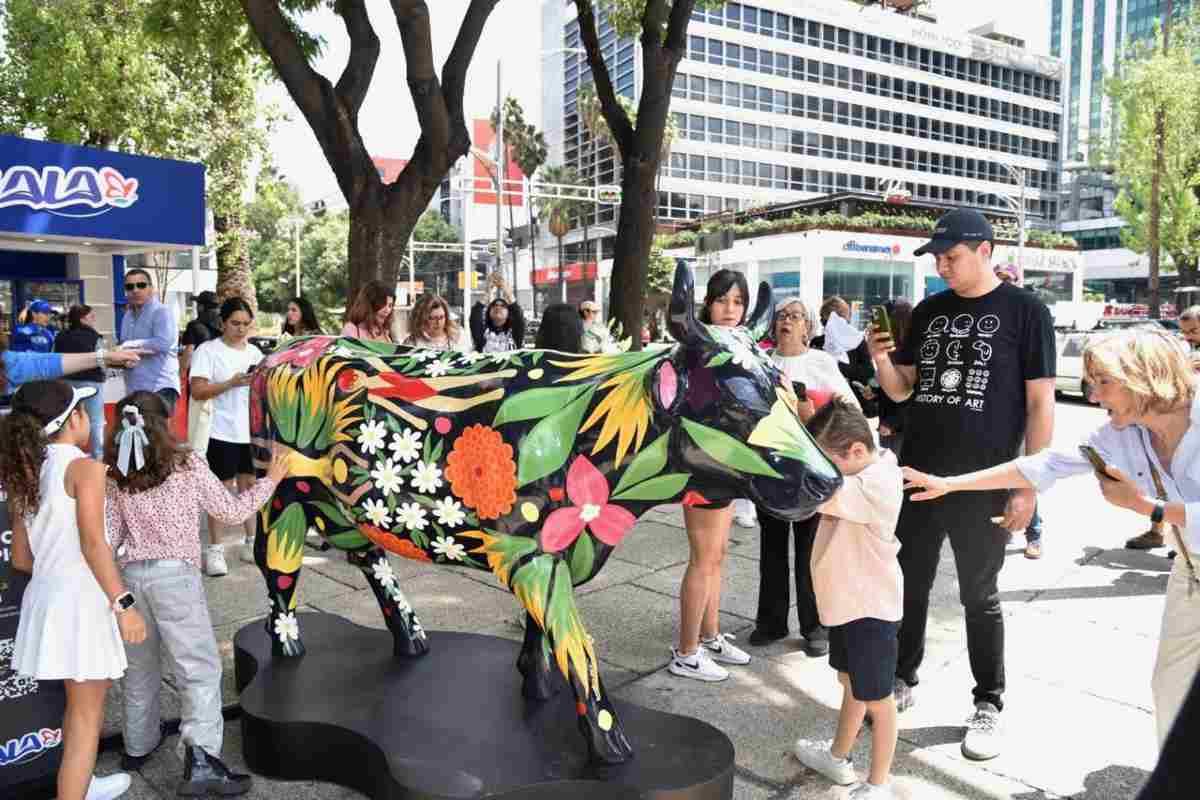 cowparade-2024-exposicion-vacas-reforma
