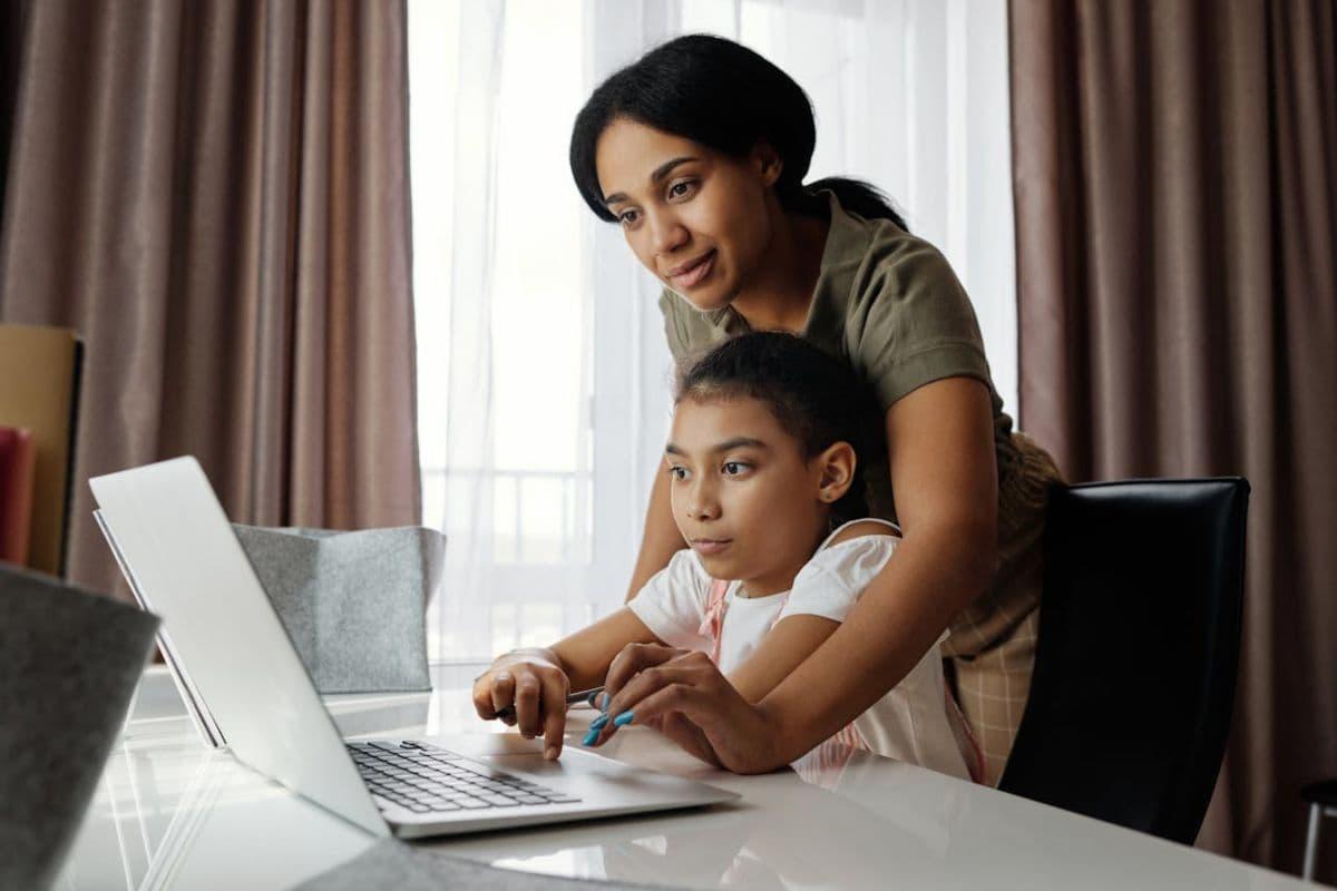 Regreso a clases: la importancia del control parental y la buena higiene digital