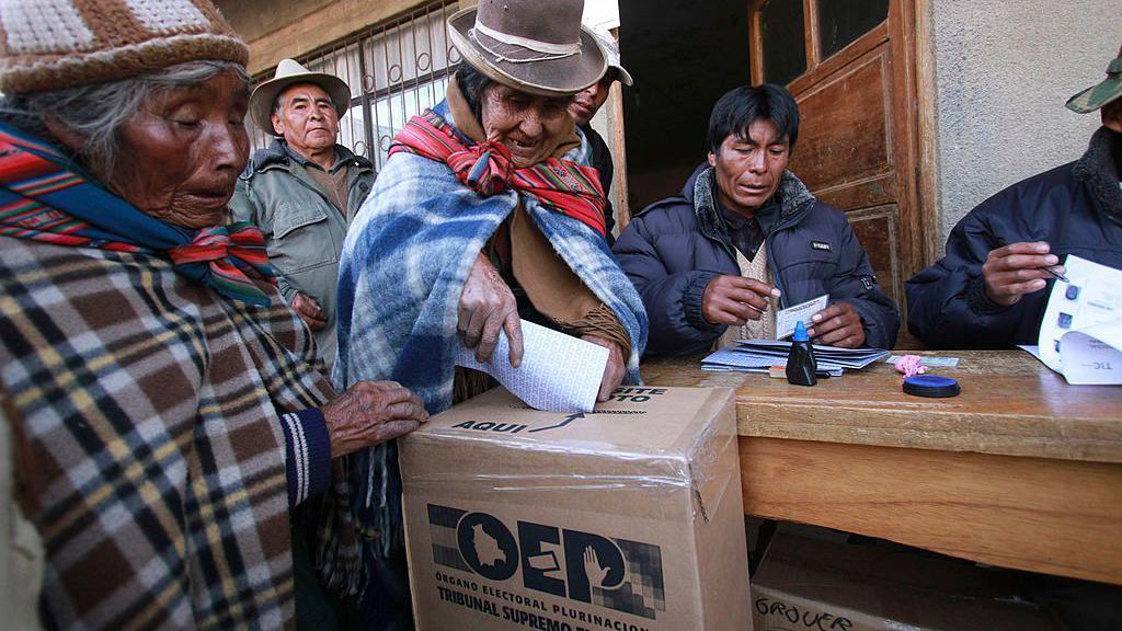 Cómo funciona en Bolivia la elección de jueces por voto popular, similar a lo que se aprobó en México