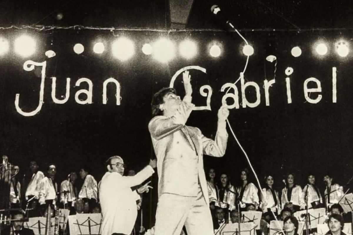 Posponen segunda proyección del concierto de Juan Gabriel en la Cineteca Nacional