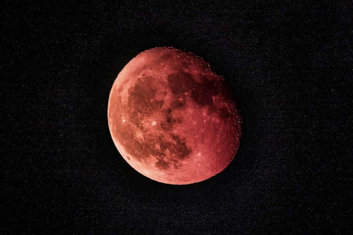 Anillo de Fuego, Luna de Sangre y ‘el cometa del siglo’ en el calendario astronómico de octubre 2024