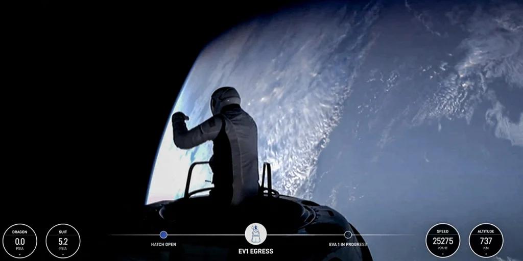 La primera caminata espacial privada de SpaceX hace historia: ‘Es precioso’