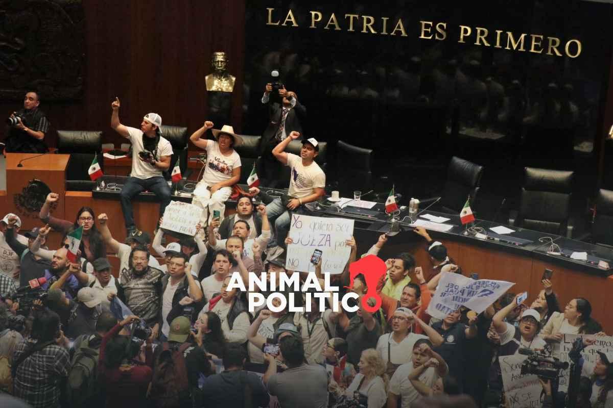 Manifestantes dan portazo en el Senado y mandan debate de reforma judicial a sede alterna