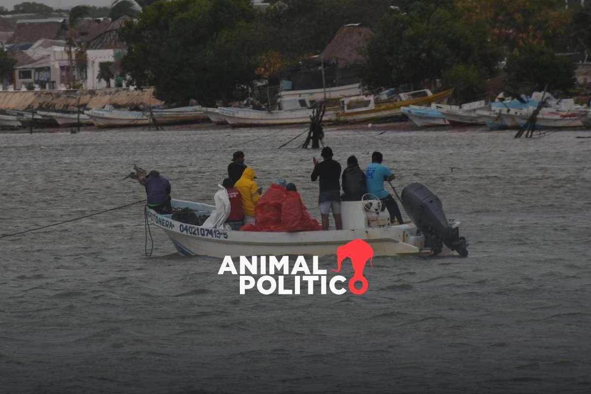 Marina trabaja en rescate de pescador en Yucatán tras el paso de Milton; quedan 10 por encontrar