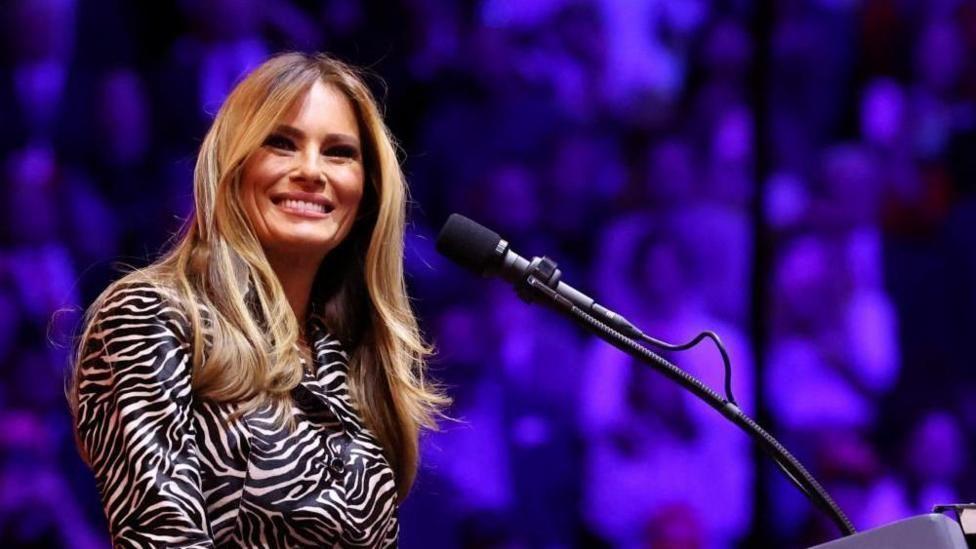 Melania Trump, la enigmática primera dama de EU que podría asumir el rol de manera diferente esta vez