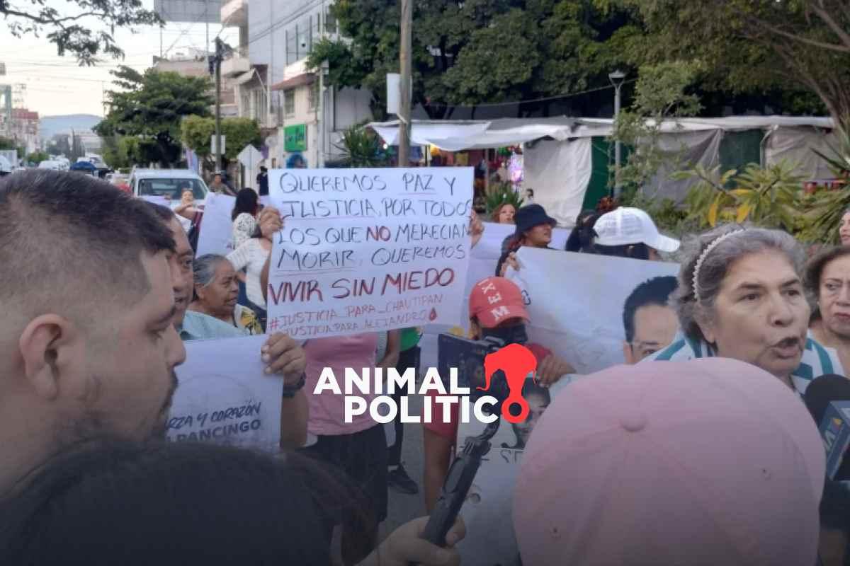 Marchan en Chilpancingo, Guerrero, para exigir paz; piden justicia por el asesinato de alcalde Alejandro Arcos