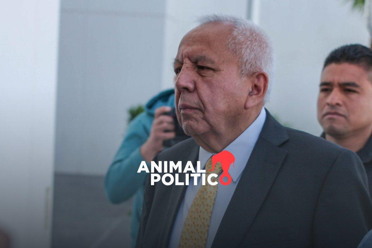 Víctimas del incendio en estación del INM denuncian tercer intento de Garduño por evadir la justicia