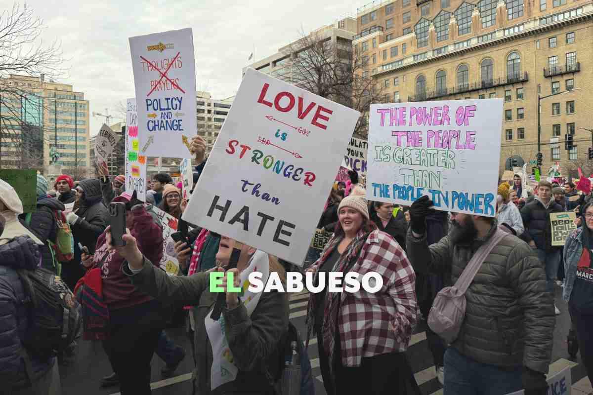 ¿Sólo dos géneros? Trump ataca la diversidad y pone en riesgo a minorías como las personas trans