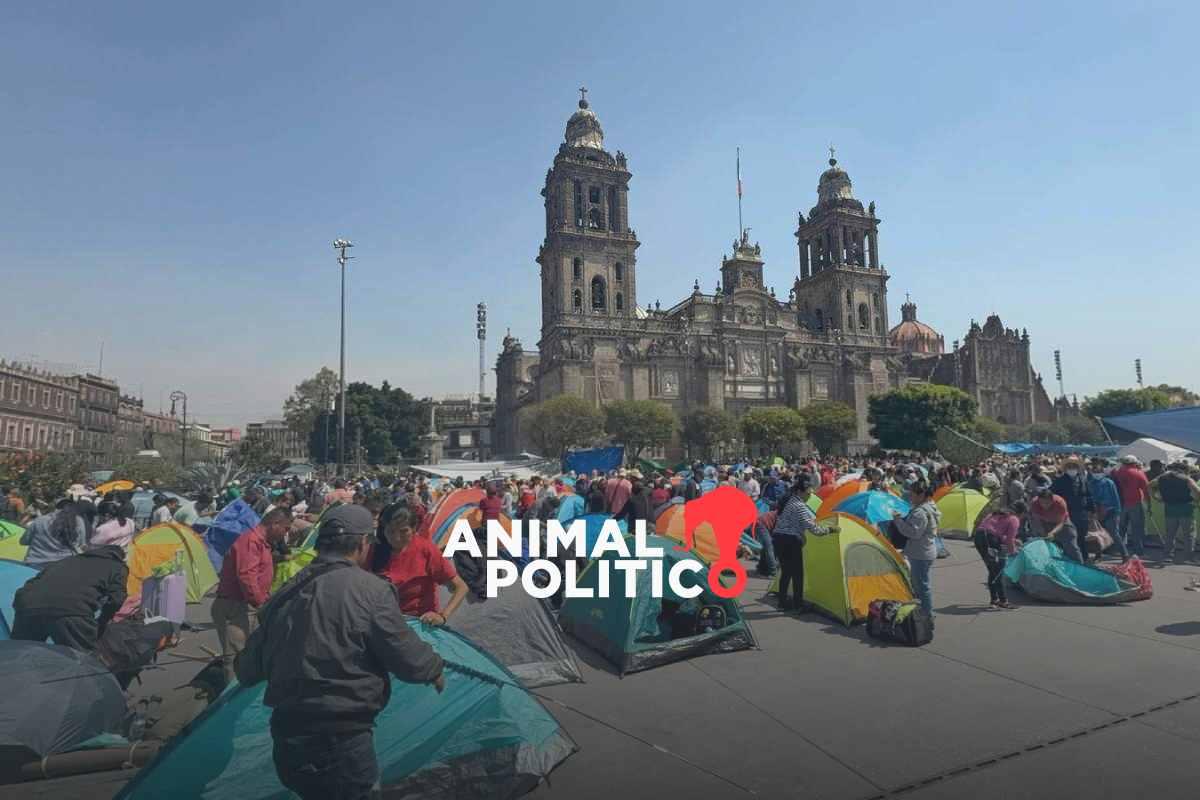 CNTE instala plantón en el Zócalo de CDMX pese a que Sheinbaum retiró la reforma a la Ley del ISSSTE