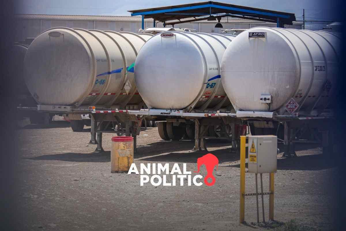 Embajada de EU asegura que huachicol es enviado a Texas para refinarlo y luego regresa a México 