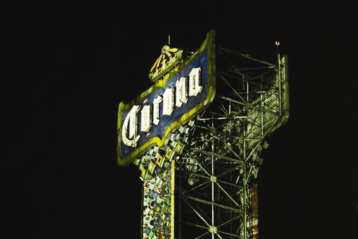 El siglo de la cerveza: Corona festeja 100 años a la mexicana