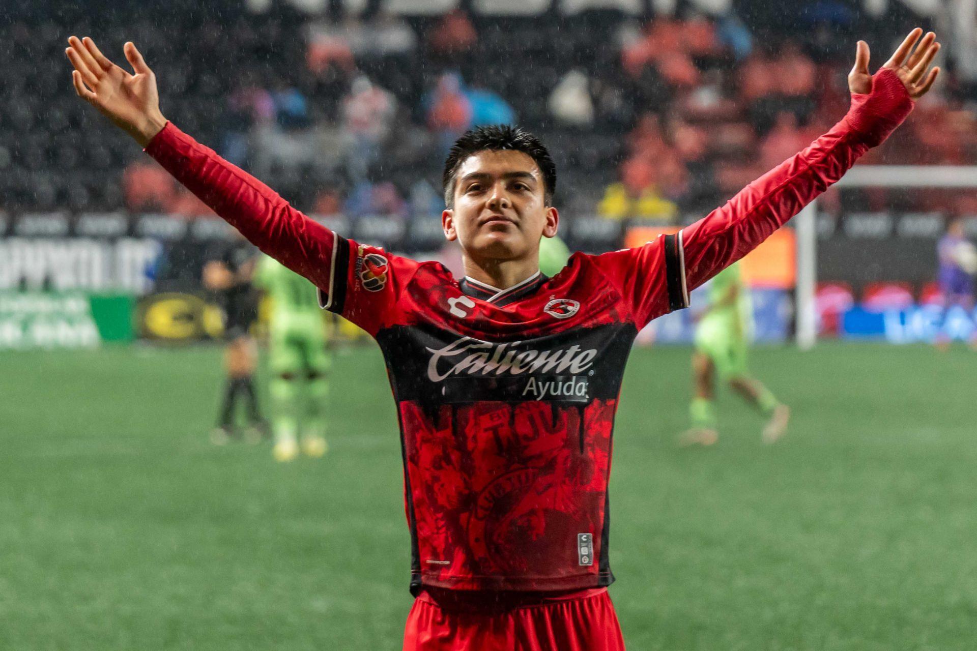 La controversia por Gilberto Mora: el jugador menor de edad de Xolos de Tijuana