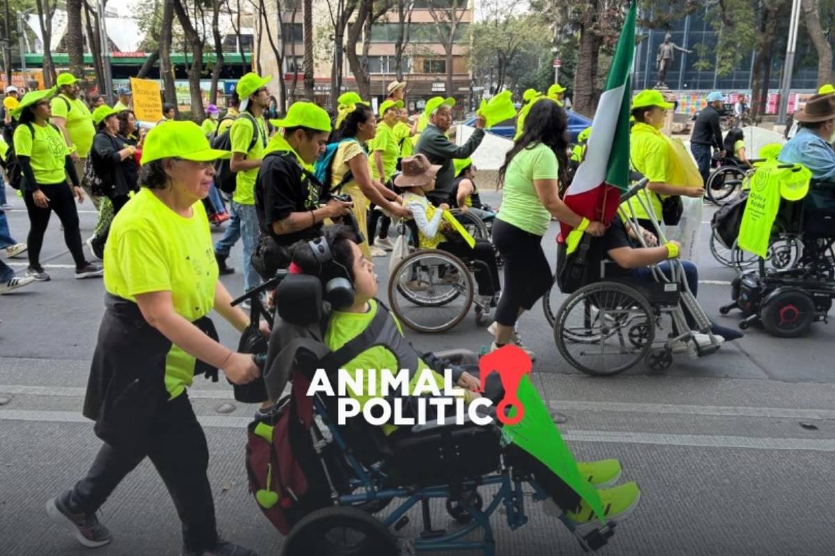 “Orgullo y dignidad”: personas con discapacidad marchan en CDMX para defender sus derechos y contra la discriminación