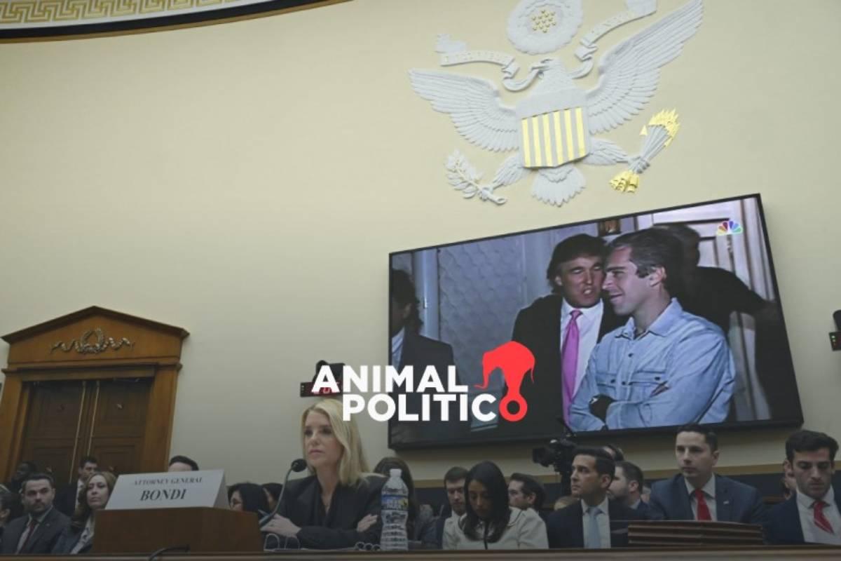 Congresistas de EU acusan a fiscal Pam Bondi de encubrir a “poderosos” y exponer a víctimas de Epstein en una áspera comparecencia